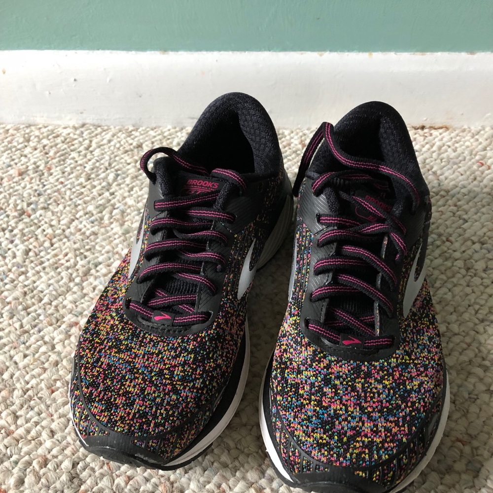 Ladies Brooks Adrenaline GTS18 Running Shoes